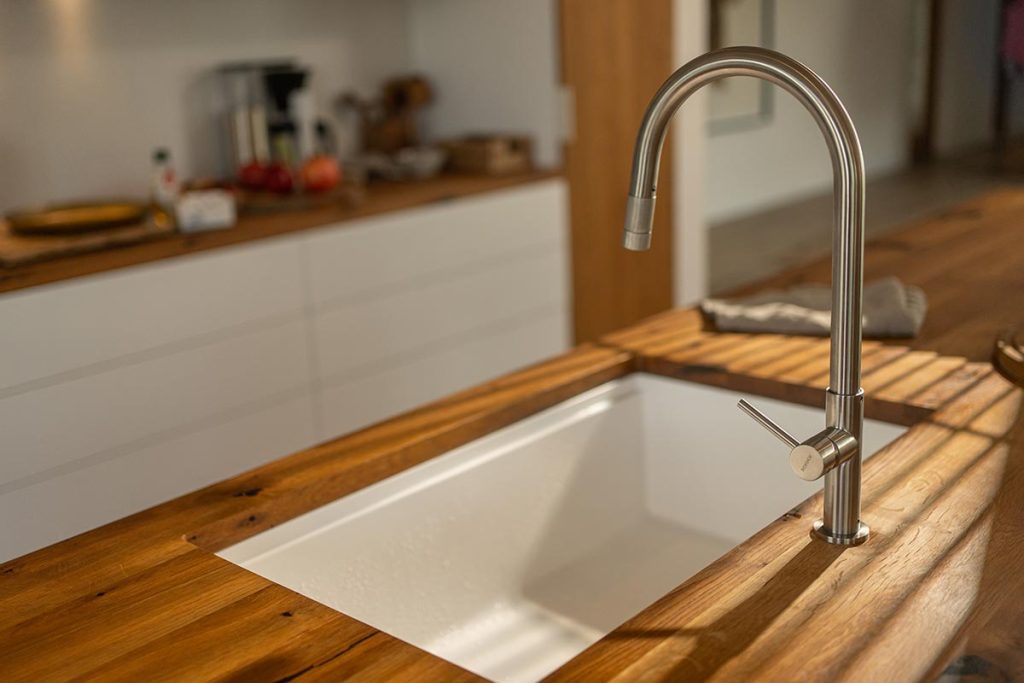 Baterii de bucatarie premium – Design exclusiv si performanta durabila - axil.ro Baterii de bucatarie premium – Design exclusiv si performanta durabila - axil.ro